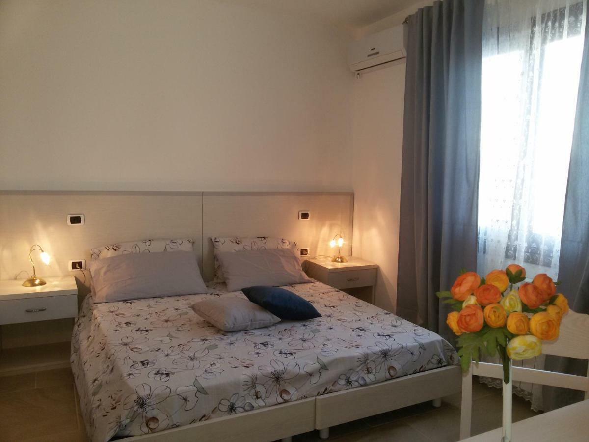 Bed and Breakfast I Giganti Riola Sardo Exterior foto