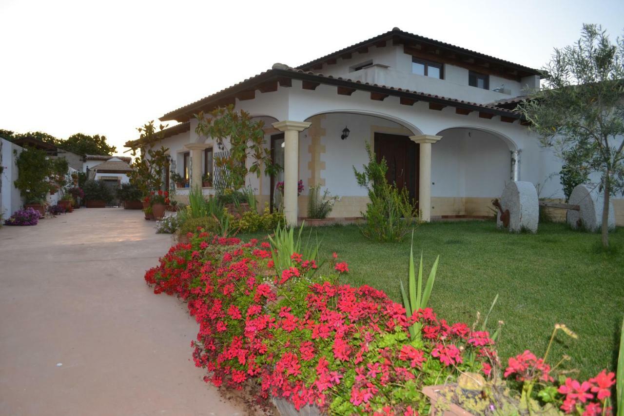 Bed and Breakfast I Giganti Riola Sardo Exterior foto